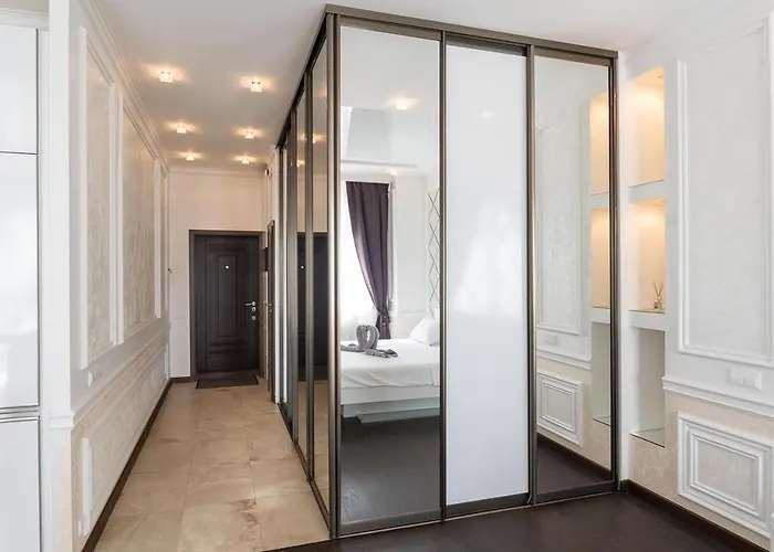 Exquisite Panoramic Views Apartment Dnipro Embankment