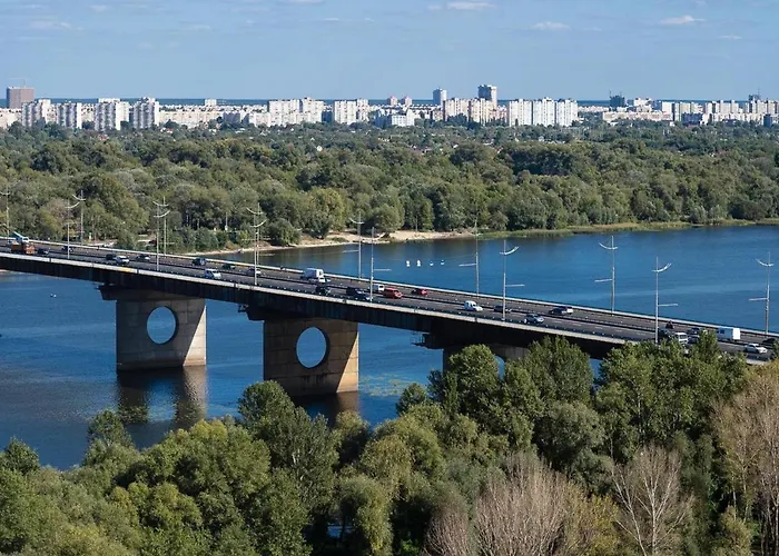 Exquisite Panoramic Views Apartment Dnipro Embankment