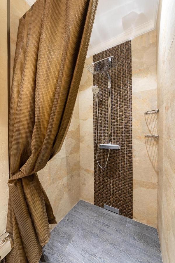 Apartment Exquisite Panoramic Views Dnipro Embankment Kyiv